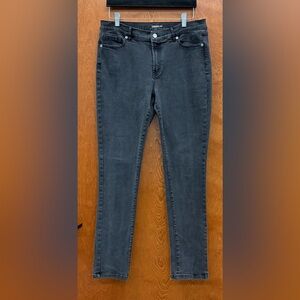 J McLaughlin faded black mid rise classic stretch jeans taper skinny leg size 10